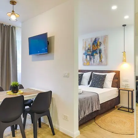 Onesta Apartmán Split