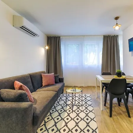 Onesta Διαμέρισμα Σπλιτ